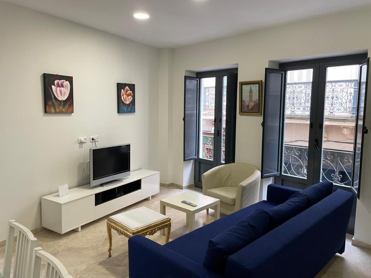 Petit Sagasta Apartamentos-Sagasta Sevilla Exteriör bild