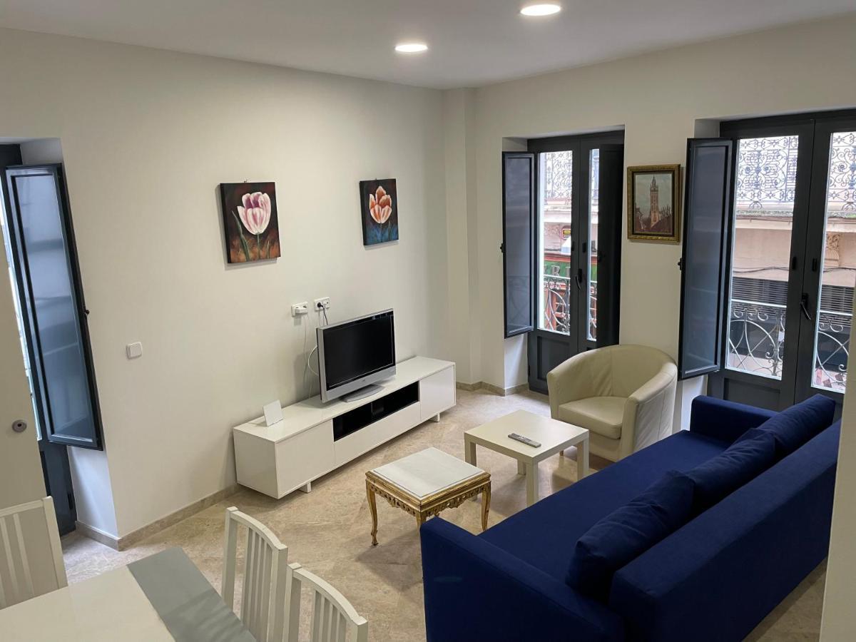 Petit Sagasta Apartamentos-Sagasta Sevilla Exteriör bild